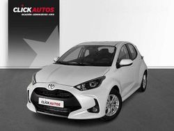 Blanco Usado 2024 Toyota Yaris Hybrid Active Utilitario | 16.800 € (Super precio)
