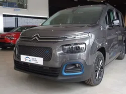 Gris Nuevo 2024 Citroën e-Berlingo Feel Monovolumen | 30.990 €