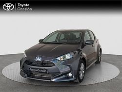 Gris Usado 2024 Toyota Yaris Hybrid Active Monovolumen | 21.490 € (Precio justo)