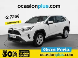 Blanco Usado 2021 Toyota RAV4 Hybrid Business Edition SUV | 29.990 € (Precio justo)