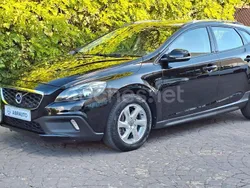 Negro Usado 2016 Volvo V40 CC Momentum Familiar | 16.500 € (Precio justo)