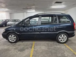 Negro Usado 2003 Opel Zafira Design Edition Monovolumen | 2399 € (Precio justo)