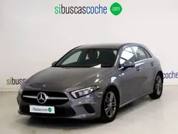 Gris/plata Usado 2019 Mercedes A180 | 17.990 €