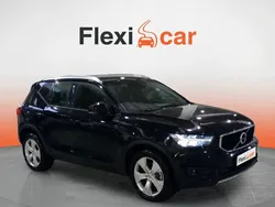 Negro Usado 2021 Volvo XC40 Momentum SUV | 30.390 € (Buen precio)
