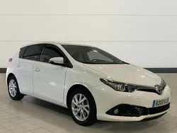 Blanco Usado 2018 Toyota Auris Active Berlina | 15.000 € (Precio justo)