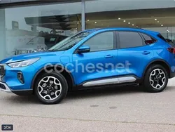 Azul Usado 2024 Ford Kuga Active SUV | 32.900 €
