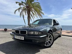 Gris / plata Usado 2001 BMW 730 Berlina | 7500 €