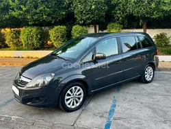 Gris / plata Usado 2014 Opel Zafira Family Monovolumen | 8450 € (Un poco caro)