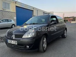 Negro Usado 2003 Renault Clio II Expression Berlina | 2500 € (Precio justo)