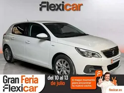 Blanco Usado 2019 Peugeot 308 Access Berlina | 9790 € (Precio justo)
