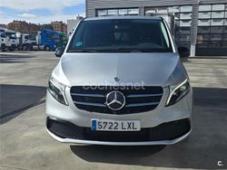 Gris / plata Usado 2023 Mercedes V300 Exclusive Monovolumen | 65.500 €
