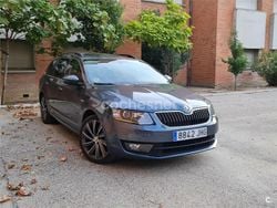 Gris / plata Usado 2015 Skoda Octavia Familiar | 11.995 € (Precio justo)