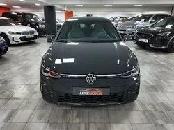 Gris / plata Usado 2022 VW Golf VIII R-line Berlina | 36.990 €
