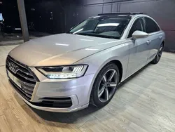 Gris Usado 2019 Audi A8 Berlina | 39.000 € (Precio justo)