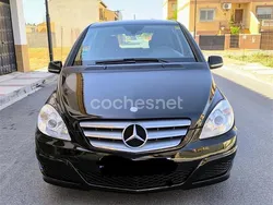 Negro Usado 2011 Mercedes B180 Monovolumen | 5900 € (Precio justo)