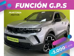 Gris / plata Usado 2024 Opel Mokka Ultimate SUV | 20.800 € (Un poco caro)
