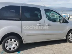 Gris / plata Usado 2012 Peugeot Partner Tepee Active Monovolumen | 5700 €