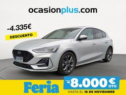 Gris / plata Usado 2024 Ford Focus ST-Line Berlina | 20.850 € (Precio justo)