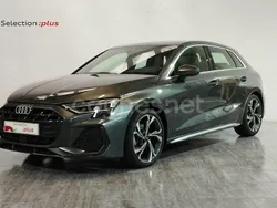Gris / plata Usado 2024 Audi A3 Sportback e-tron S-Line Berlina | 34.900 € (Un poco caro)