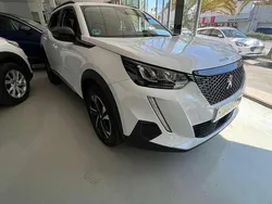 Blanco Usado 2022 Peugeot 2008 Active SUV | 17.400 € (Precio justo)