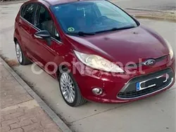 Granate Usado 2011 Ford Fiesta Titanium Utilitario | 3890 € (Precio justo)