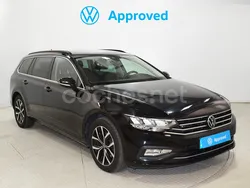 Negro Usado 2020 VW Passat Executive Familiar | 18.500 € (Precio justo)