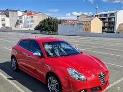 Granate Usado 2014 Alfa Romeo Giulietta Progression Utilitario | 8000 € (Precio justo)