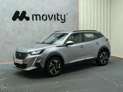 Gris Usado 2021 Peugeot e-2008 Allure SUV | 18.440 € (Buen precio)