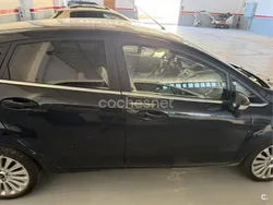 Negro Usado 2009 Ford Fiesta Titanium Utilitario | 3500 € (Precio justo)