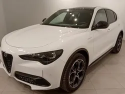 Usado 2023 Alfa Romeo Stelvio Veloce SUV | 61.900 € (Precio justo)