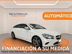 Blanco Usado 2019 Mercedes CLA200 Shooting Brake Familiar | 24.750 € (Caro)