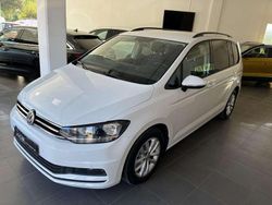 Blanco Usado 2017 VW Touran Advance Monovolumen | 15.990 € (Un poco caro)