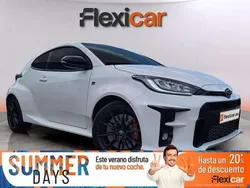 Blanco Usado 2023 Toyota Yaris Berlina | 36.590 € (Precio justo)