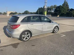 Gris / plata Usado 2013 Mercedes B180 Monovolumen | 12.900 € (Buen precio)