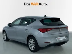 Gris plata Usado 2024 Seat Leon Style Utilitario | 24.230 € (Buen precio)