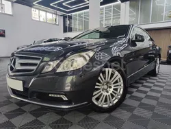 Negro Usado 2011 Mercedes E250 Elegance Coupe | 10.990 € (Un poco caro)