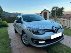 Gris / plata Usado 2015 Renault Mégane III Business Berlina | 9290 € (Precio justo)