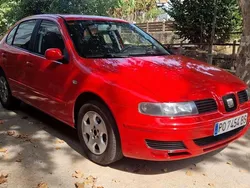Rojo Usado 2000 Seat Leon Stella Utilitario | 2500 €