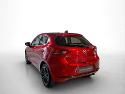 Rojo Usado 2025 Mazda 2 Homura-Line Berlina | 20.500 € (Un poco caro)