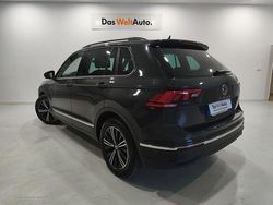 Gris Usado 2022 VW Tiguan Life SUV | 25.850 € (Un poco caro)