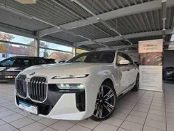 Blanco Usado 2022 BMW 740 Berlina | 123.217 €