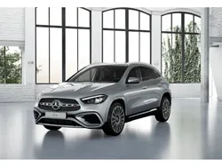 Plateado Usado 2024 Mercedes GLA200 SUV | 47.900 € (Caro)