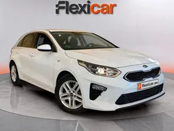 Blanco Usado 2021 Kia Ceed Utilitario | 13.990 € (Precio justo)