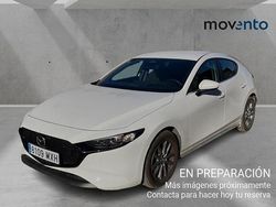 Blanco Usado 2024 Mazda 3 Prime-Line Berlina | 24.490 €