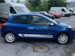 Azul Usado 2010 Renault Clio II Dynamique Berlina | 4800 € (Precio justo)