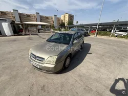 Gris / plata Usado 2003 Opel Vectra Comfort Berlina | 2200 €