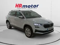 Blanco Nuevo 2024 Skoda Karoq Selection SUV | 26.990 € (Precio justo)