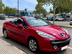 Rojo Usado 2008 Peugeot 207 CC Descapotable | 6500 € (Precio justo)