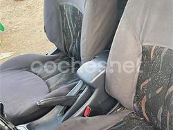 Gris / plata Usado 2001 Nissan Almera Berlina | 800 €