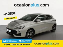 Blanco Usado 2024 MG MG3 Luxury Utilitario | 18.550 € (Precio justo)